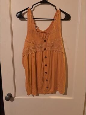 Eyeshadow Orange Sleeveless Lace Button-Front Top